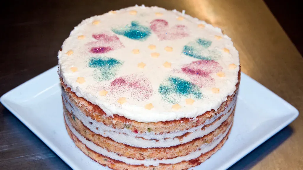Leo: Funfetti Cake (Image Credits: Flickr)
