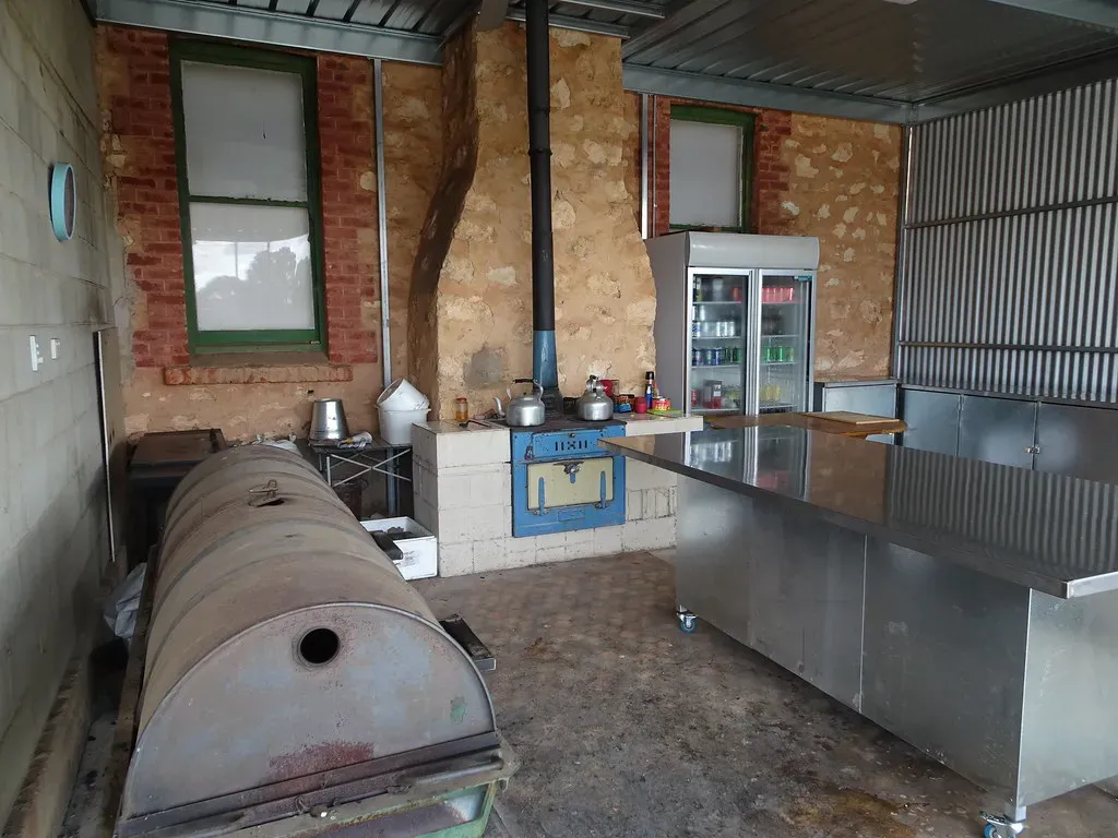 When Ghost Kitchens Started Crashing Hard (Image Credits: Flickr)