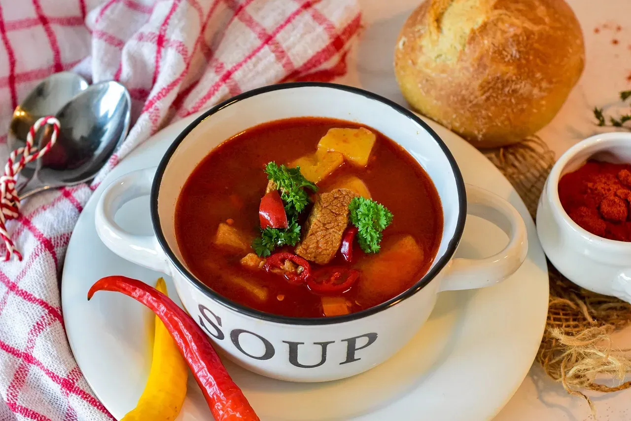 Hungarian Goulash That Warms Your Soul (Image Credits: Pixabay)