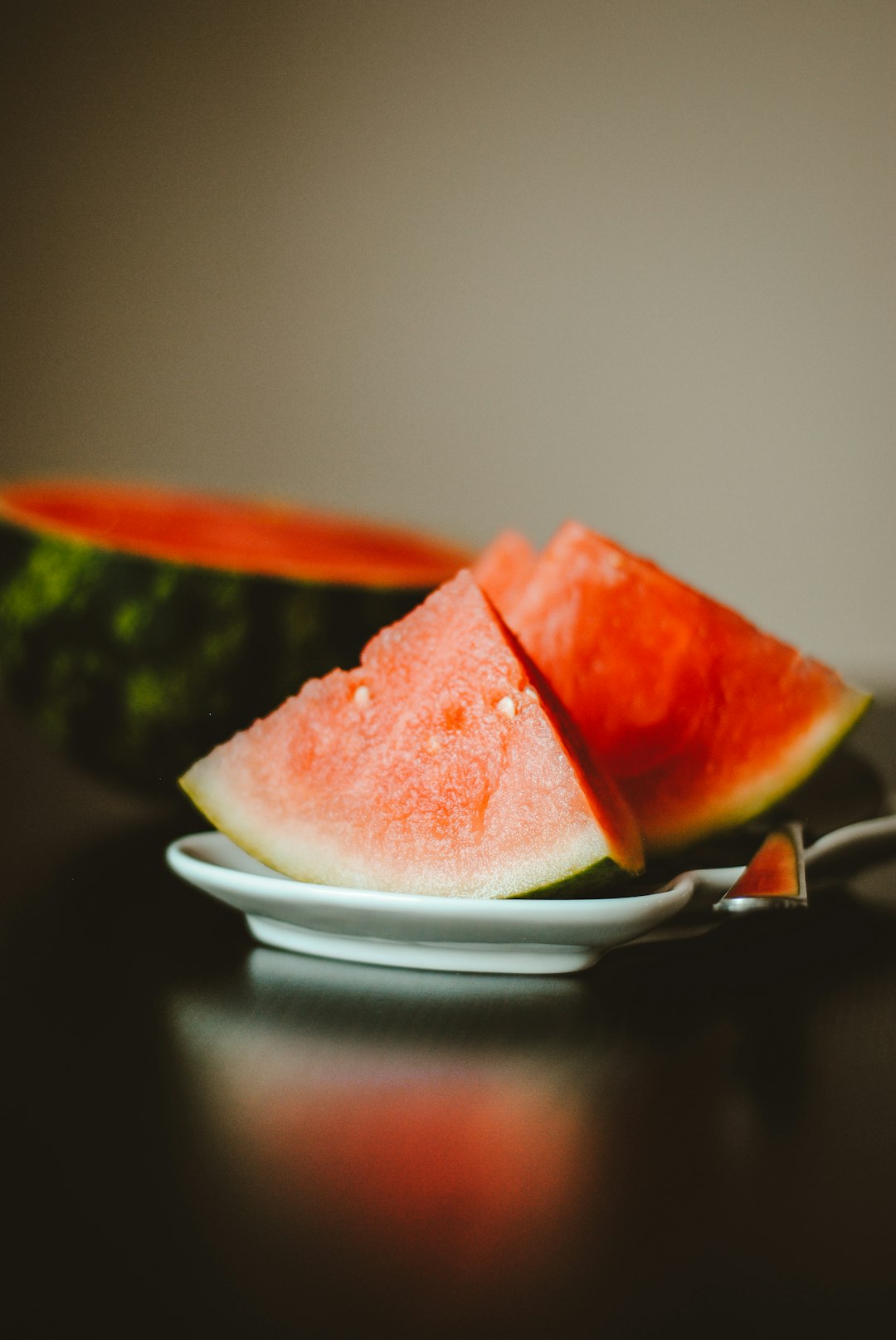 Watermelon: Juicy Relief for High Blood Pressure (image credits: unsplash)