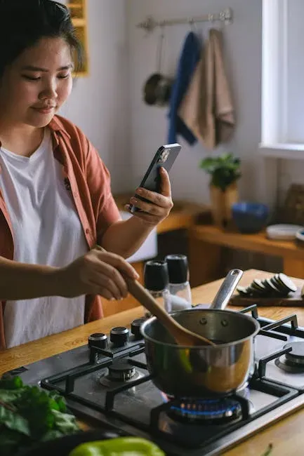 Social Media, Food Culture, and a New Generation of Home Cooks (Image Credits: Pexels)