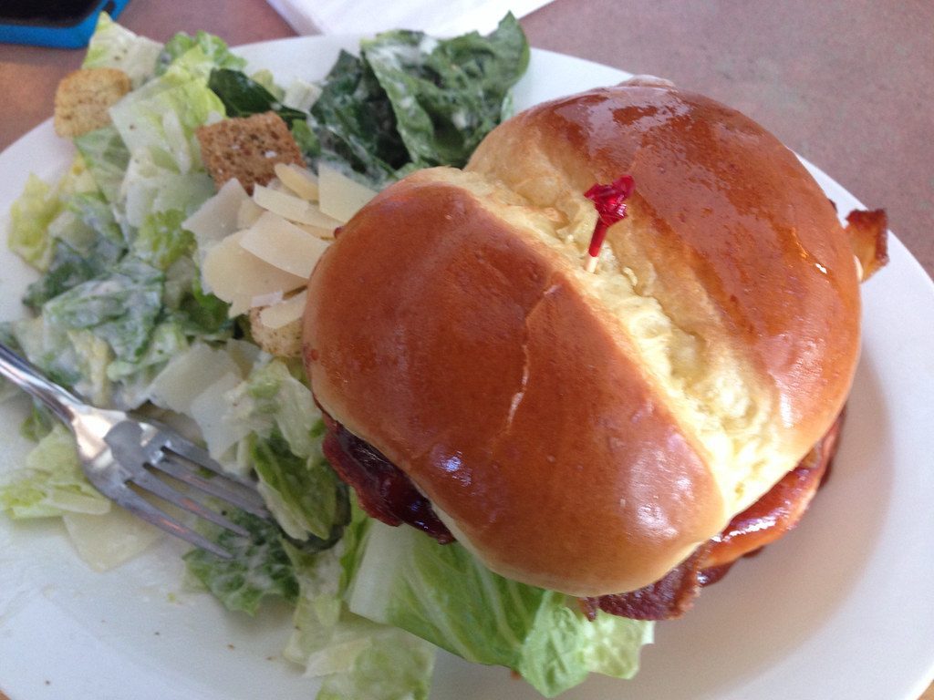 Not Reheating Food Within the Safe Time Window (Image Credits: Flickr)