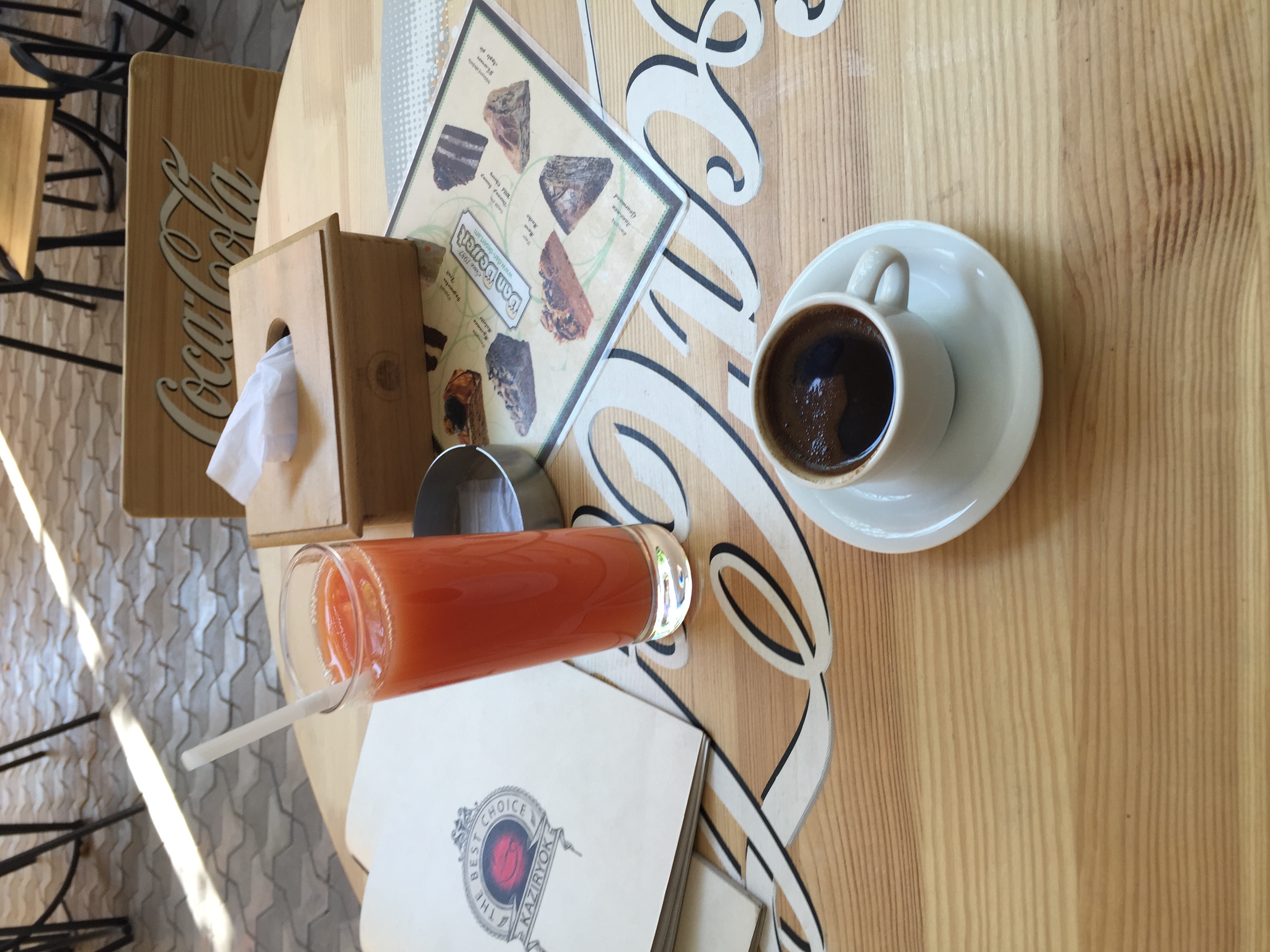 Beverages: Juices and Coffees Hit by Tariffs (image credits: wikimedia)