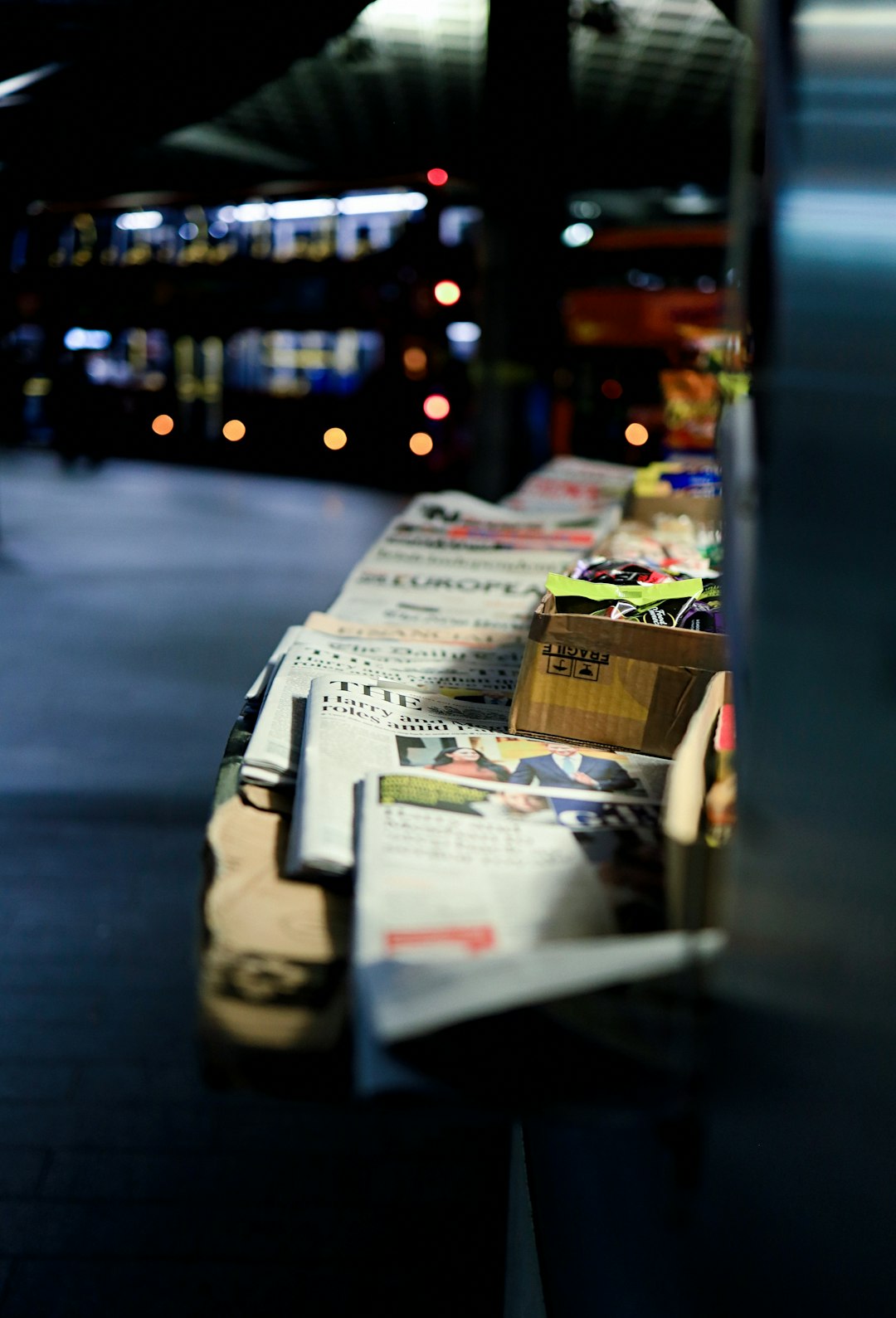Newsstand Sales Collapse Forces Direct-to-Consumer Focus (image credits: unsplash)