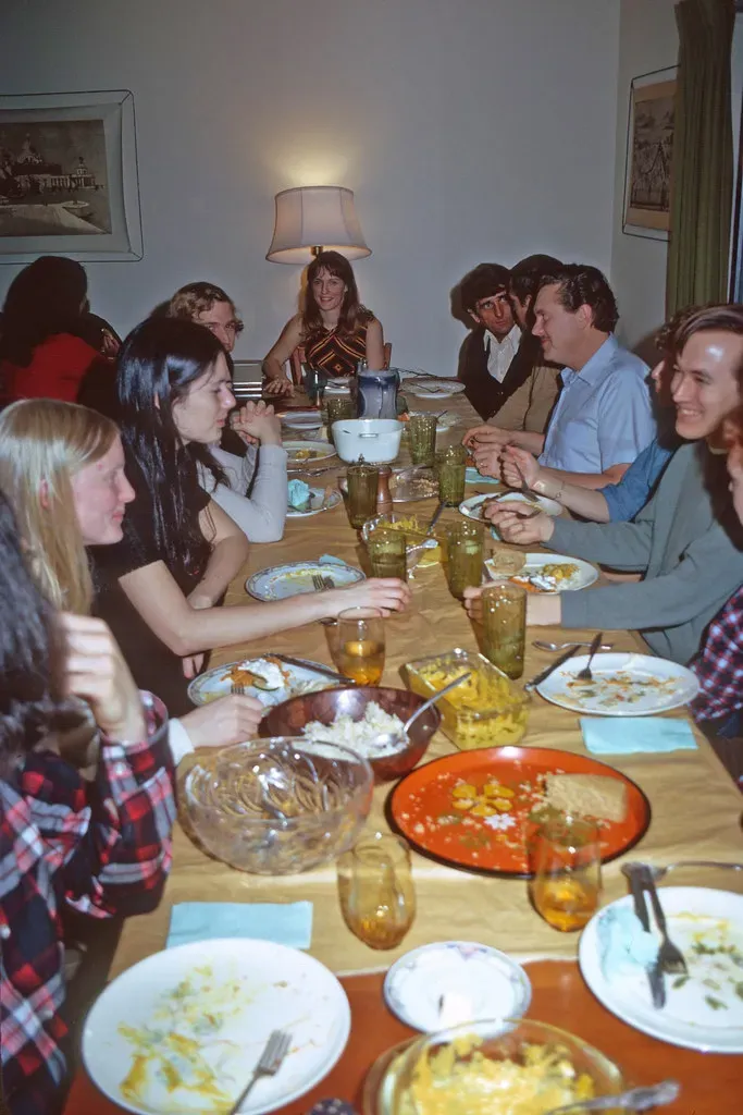 The '70s Table: More Than Just Nostalgia (Mind on Fire Photography, Flickr, CC BY 2.0)