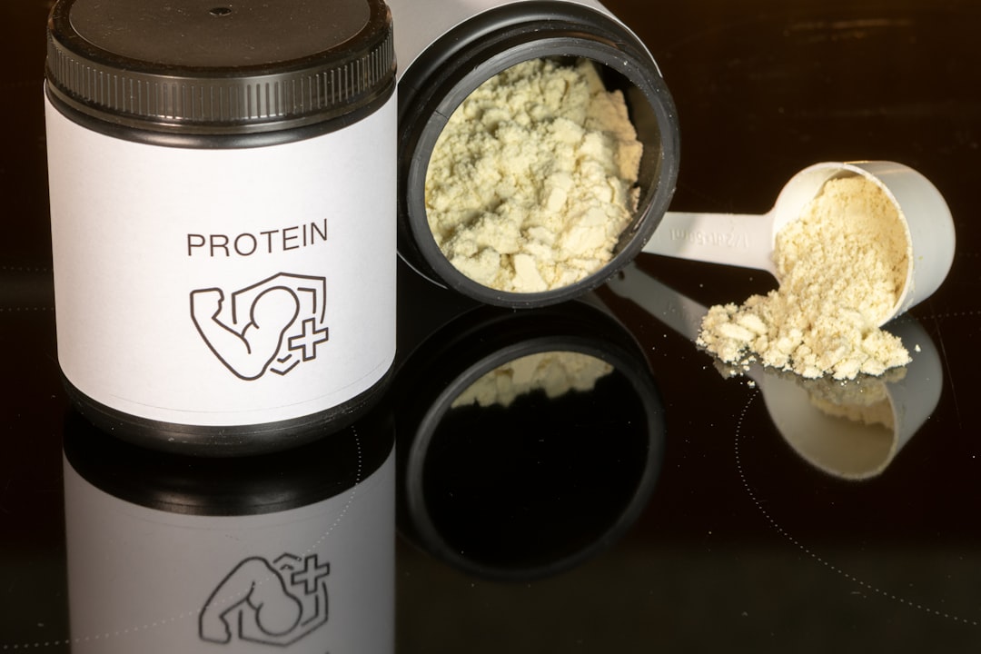 Protein Powder: The $40 Tub vs Your $10 Homemade Mix (image credits: unsplash)