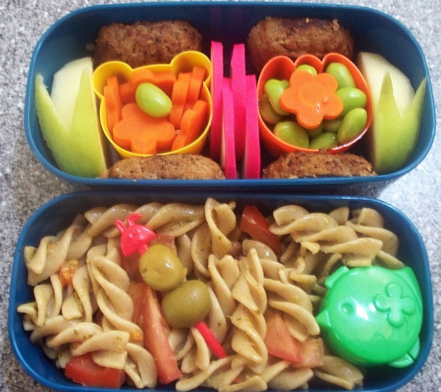 Experiment with High-Protein Grains and Pastas (image credits: wikimedia)