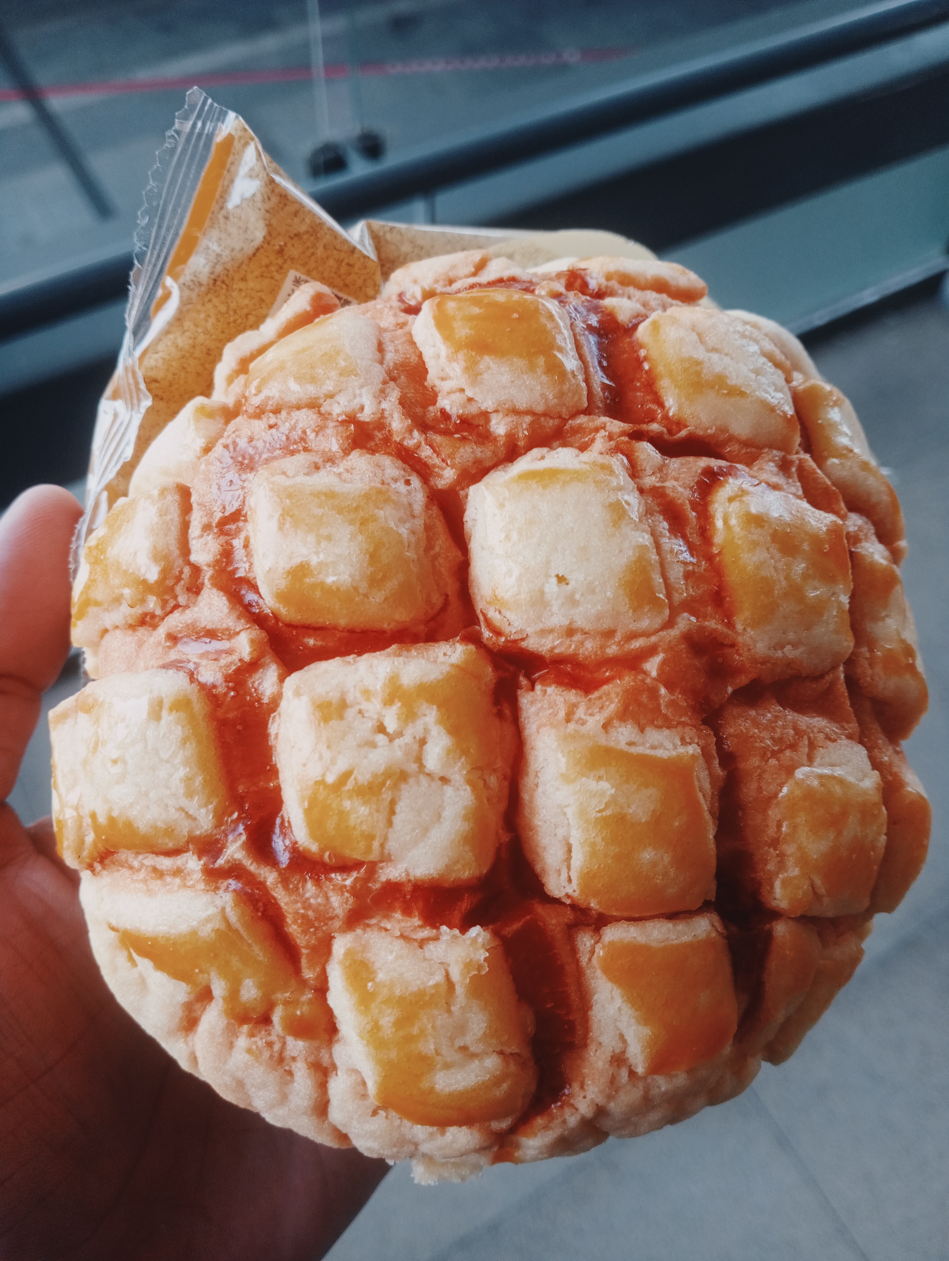 Cottage Cheese with Pineapple (image credits: wikimedia)