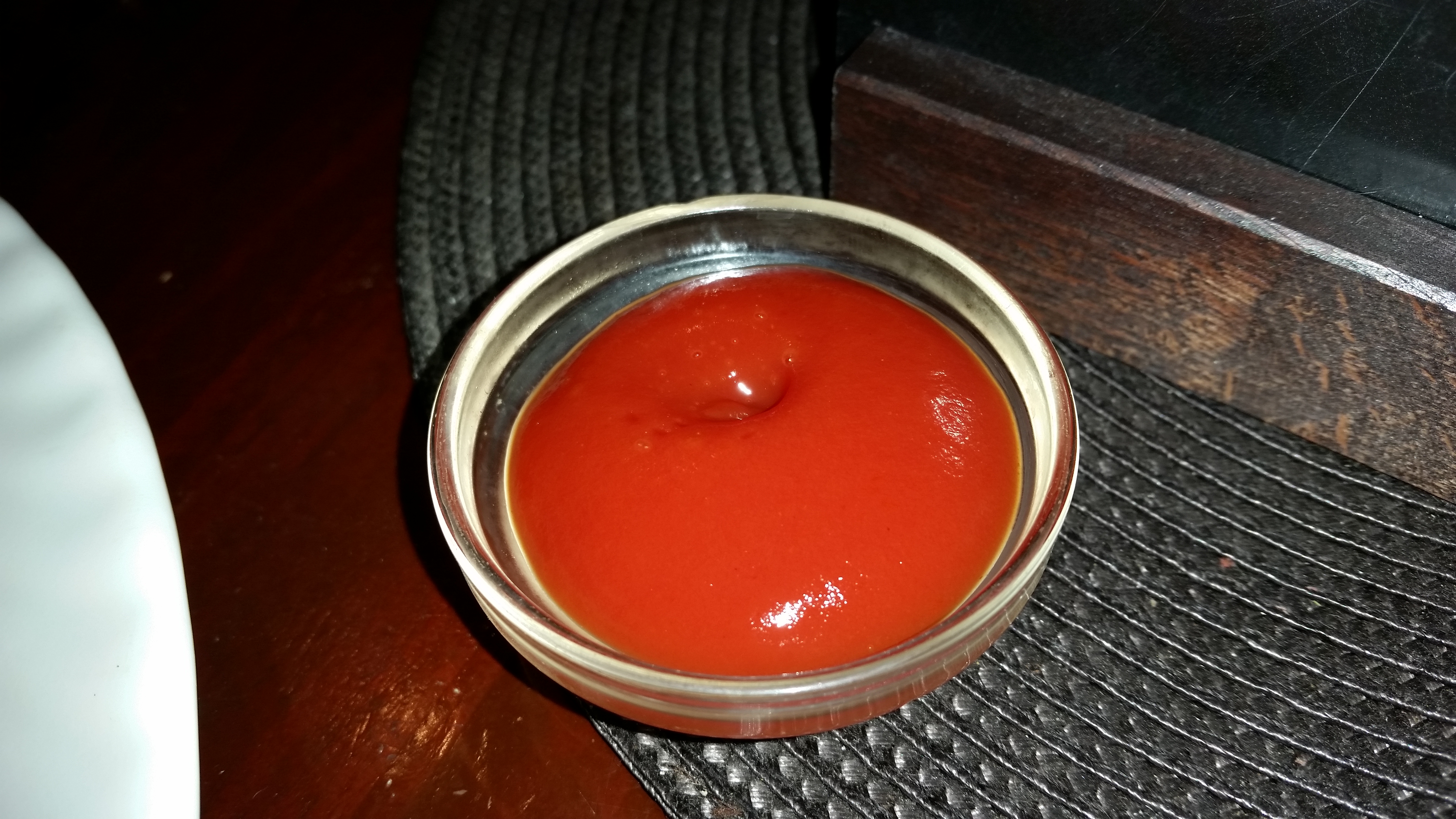 Ketchup Turns Every Meal Into a Sugar Rush (image credits: By Kim Holger Kelting, CC BY 4.0, https://commons.wikimedia.org/w/index.php?curid=56484129)