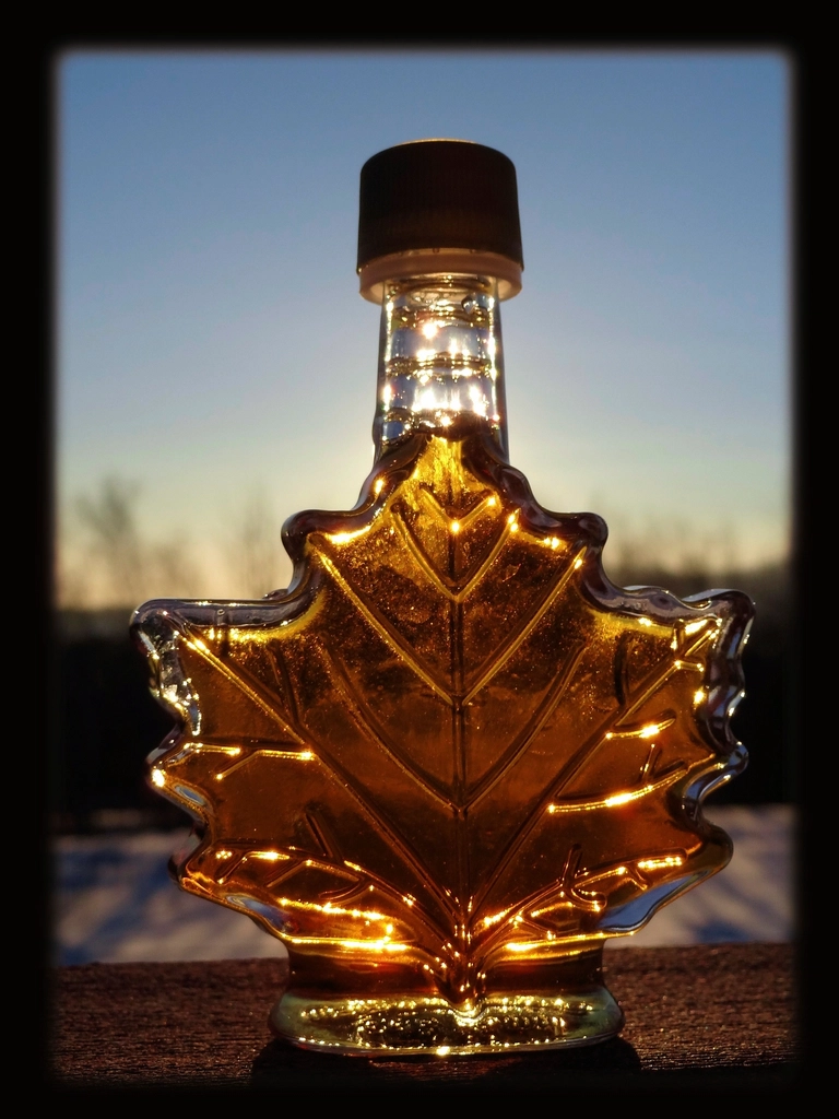 Maple Syrup: A Sweet Staple Facing Sour News (image credits: rawpixel)