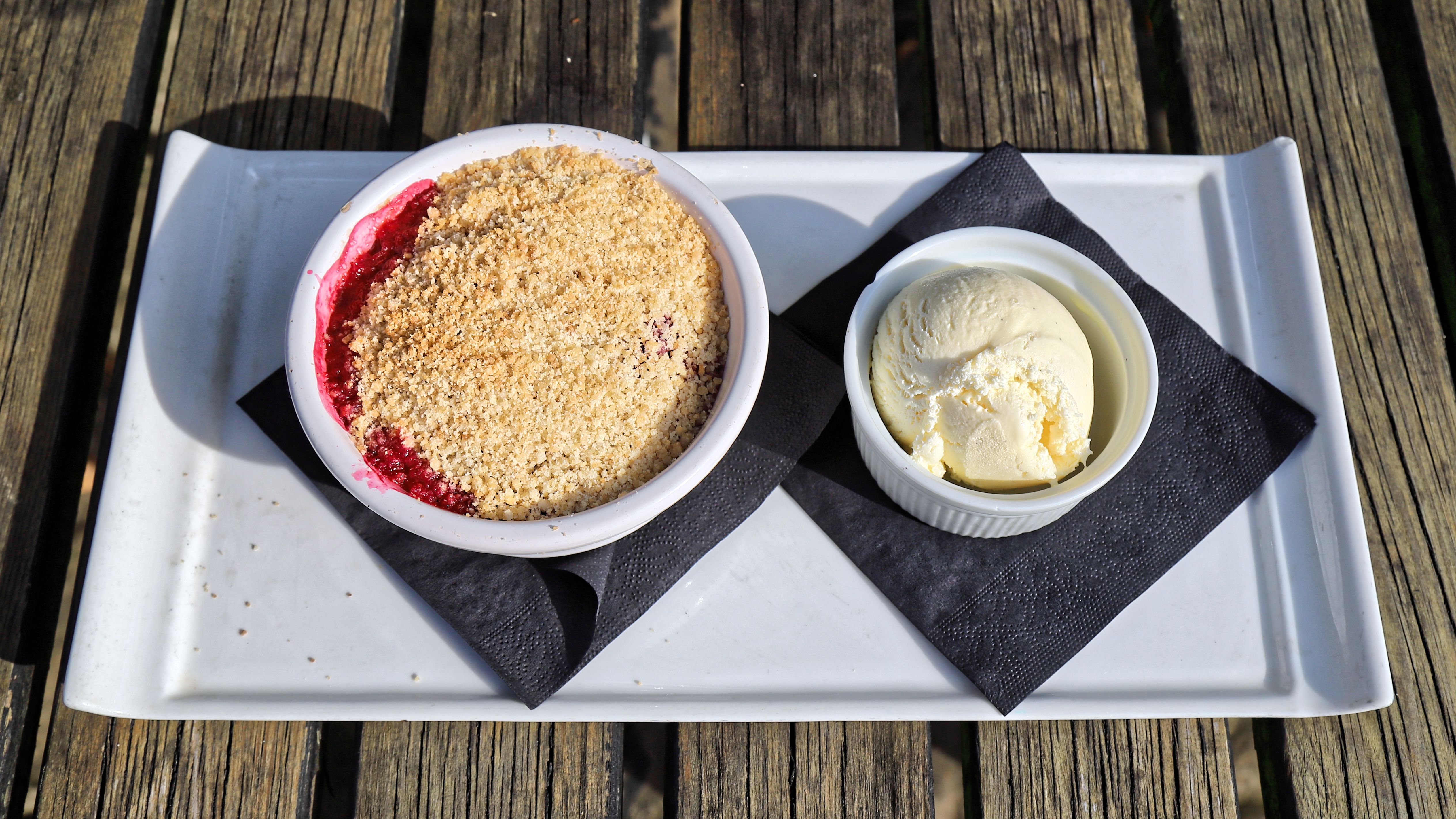 Why We Keep Coming Back to Vanilla (image credits: wikimedia)