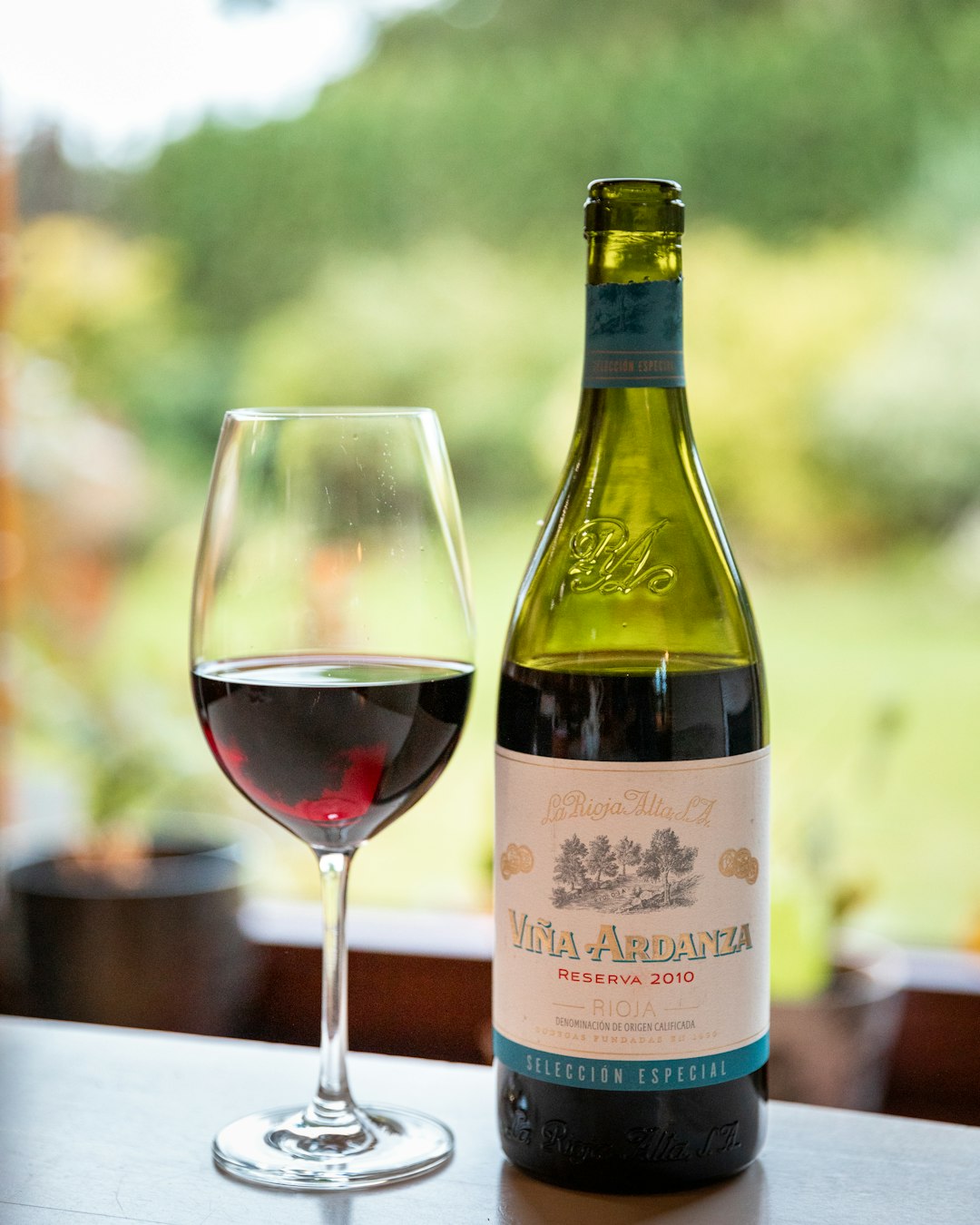 9. Beverages: Pairing and Pleasure (image credits: unsplash)