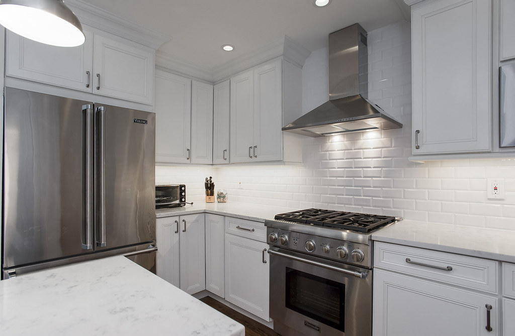 Over-the-Range Hood Fans (image credits: Gallery Image)