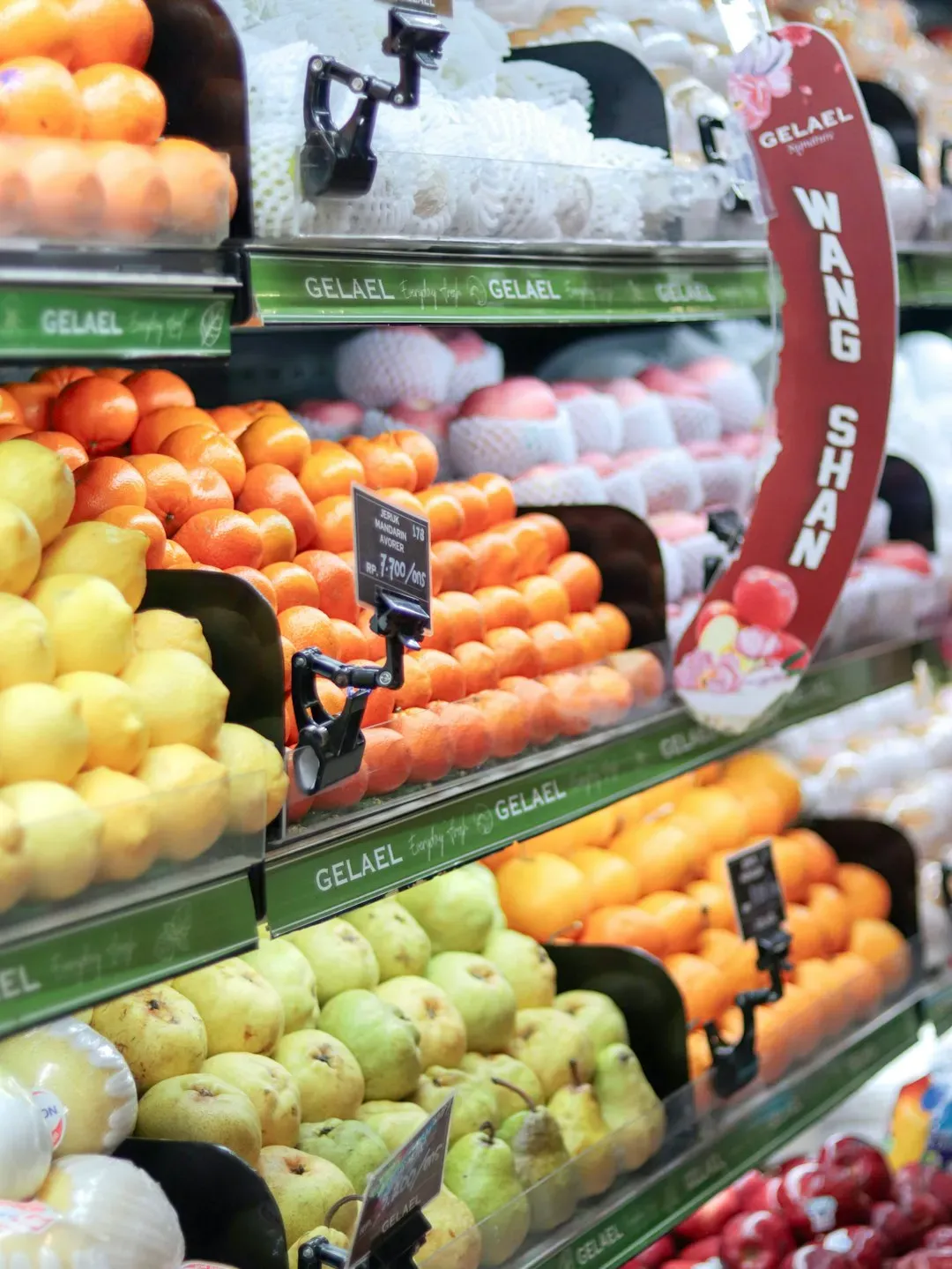 The Role of Messaging and Labeling in Shifting Consumer Behavior (Image Credits: Unsplash)