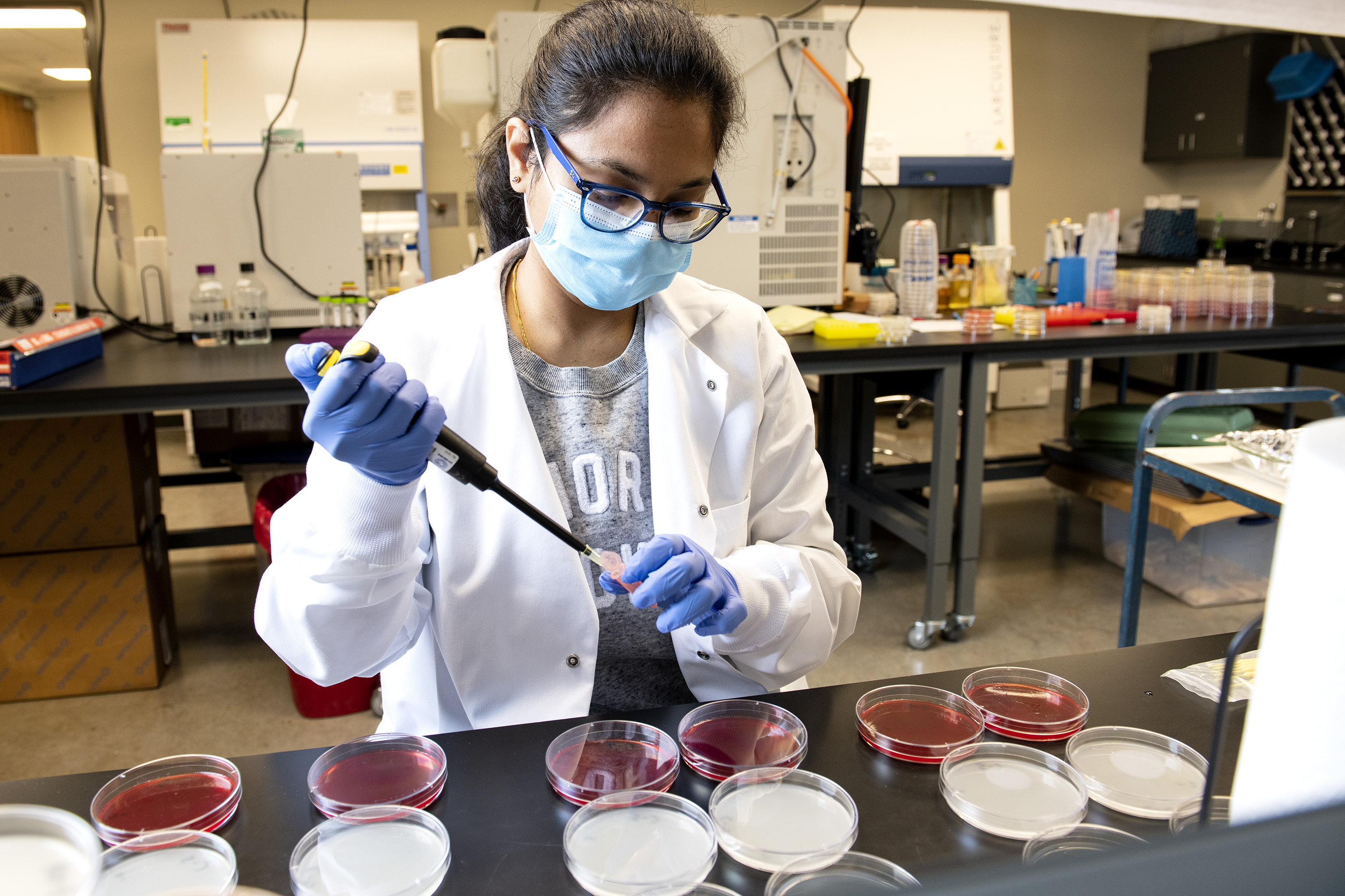 Are There Quality Concerns With Multivitamin Products? (image credits: wikimedia)