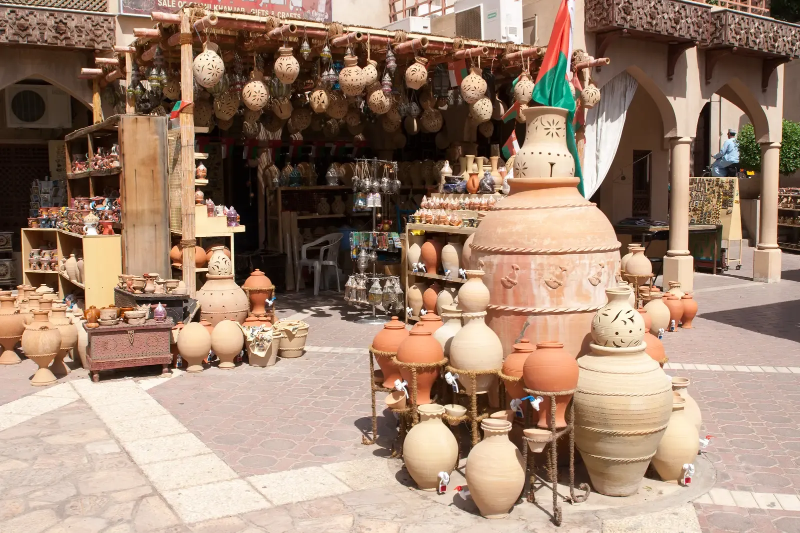 Craft Shows and Artisan Markets (Image Credits: Wikimedia)