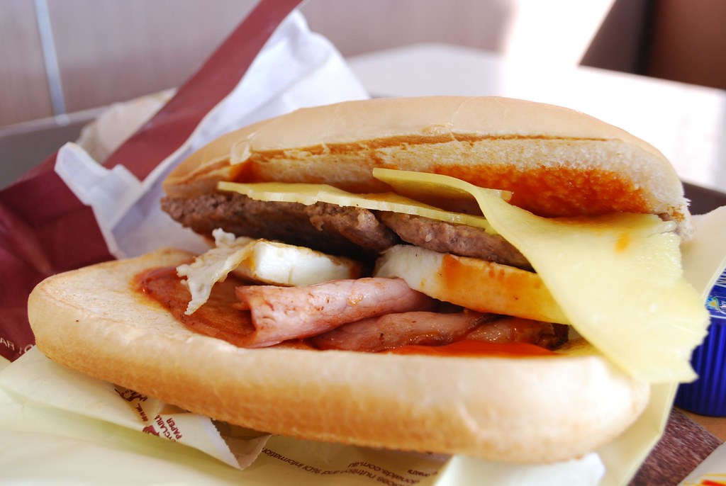 Fast Food Breakfast Sandwiches (image credits: flickr)