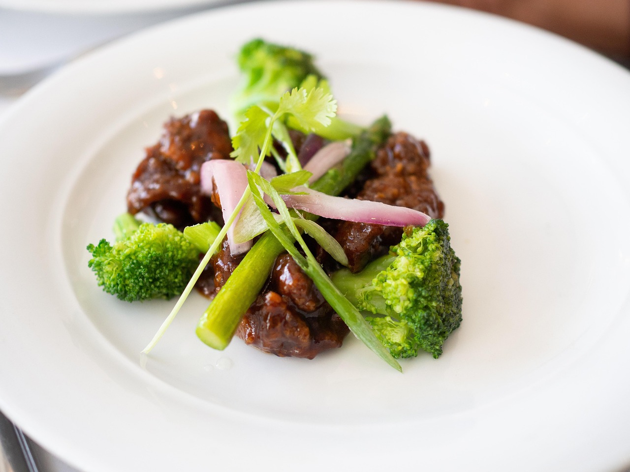 Beef and Broccoli - Takeout Flavor Without the Takeout (image credits: pixabay)