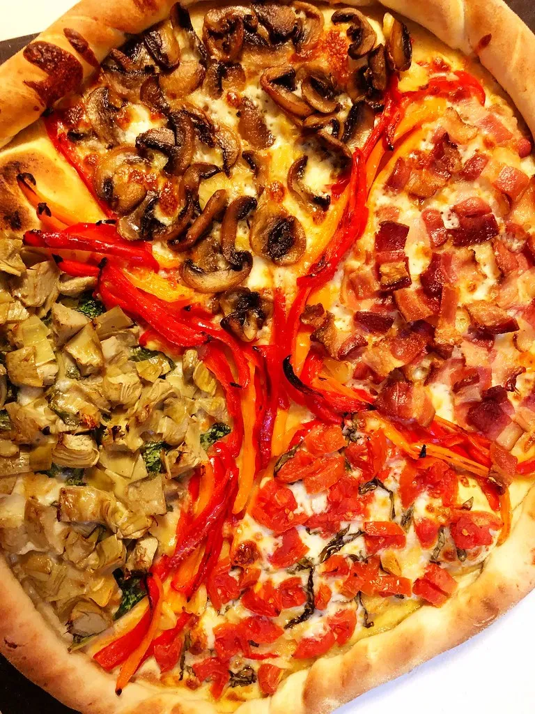 Tomatoes and Mushrooms: Two of Your Best Umami Allies (krossbow, Flickr, CC BY 2.0)