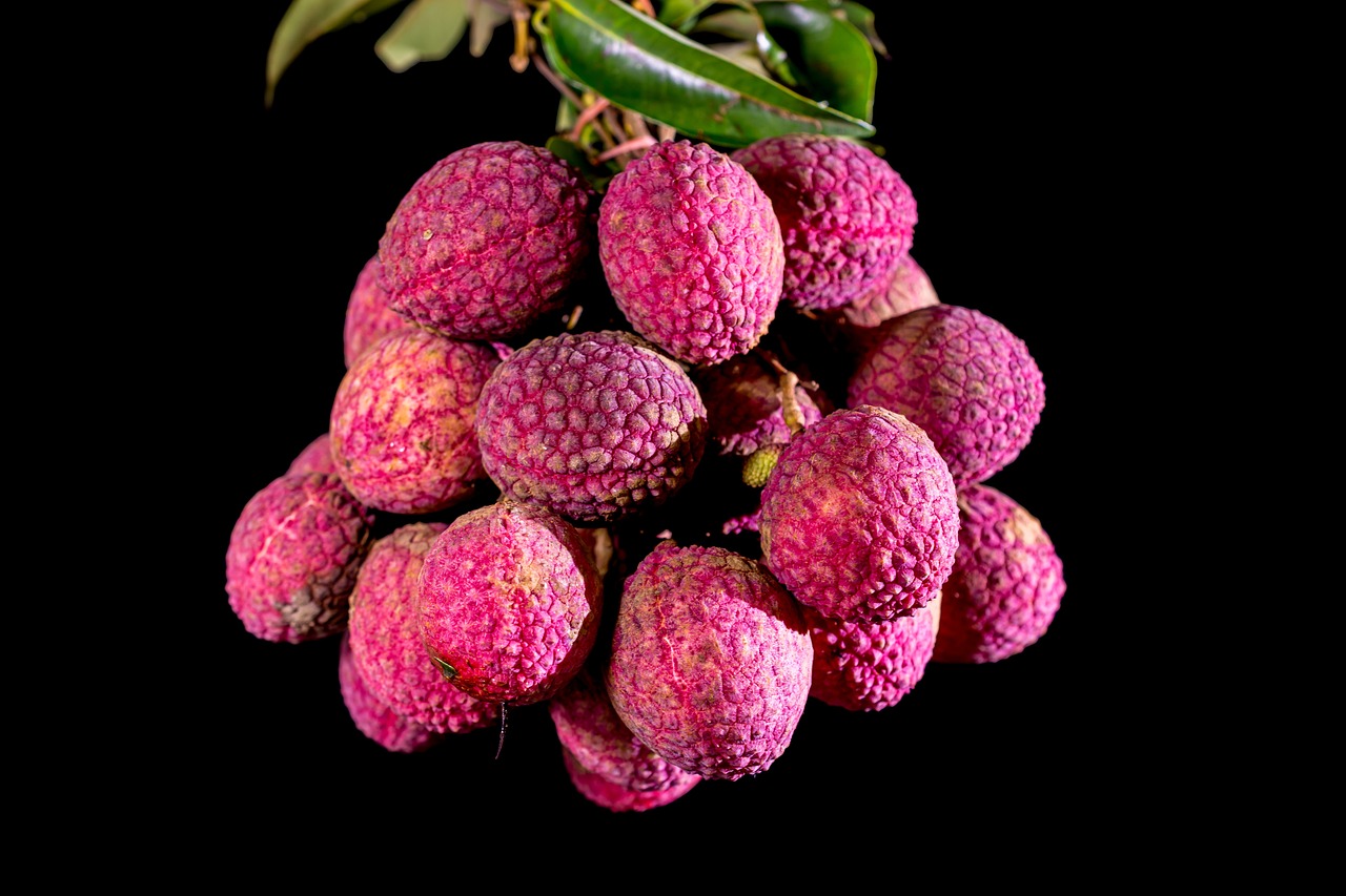 Lychee (image credits: pixabay)