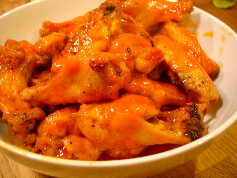 Buffalo Wings: A Spicy American Classic (image credits: wikimedia)