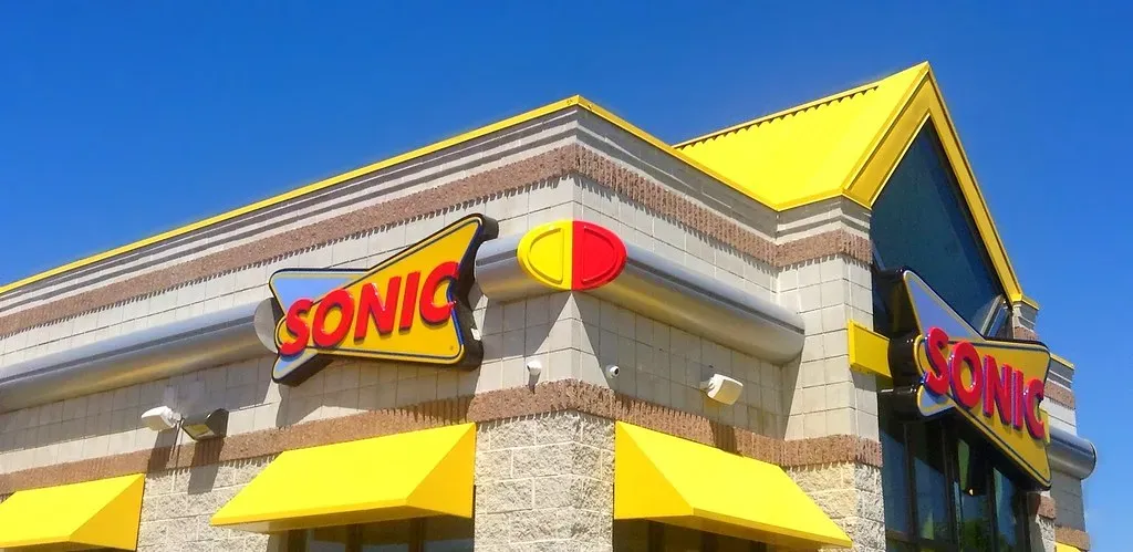 8. Sonic - Drive-In Dreams Hitting a Wall (Image Credits: Flickr)