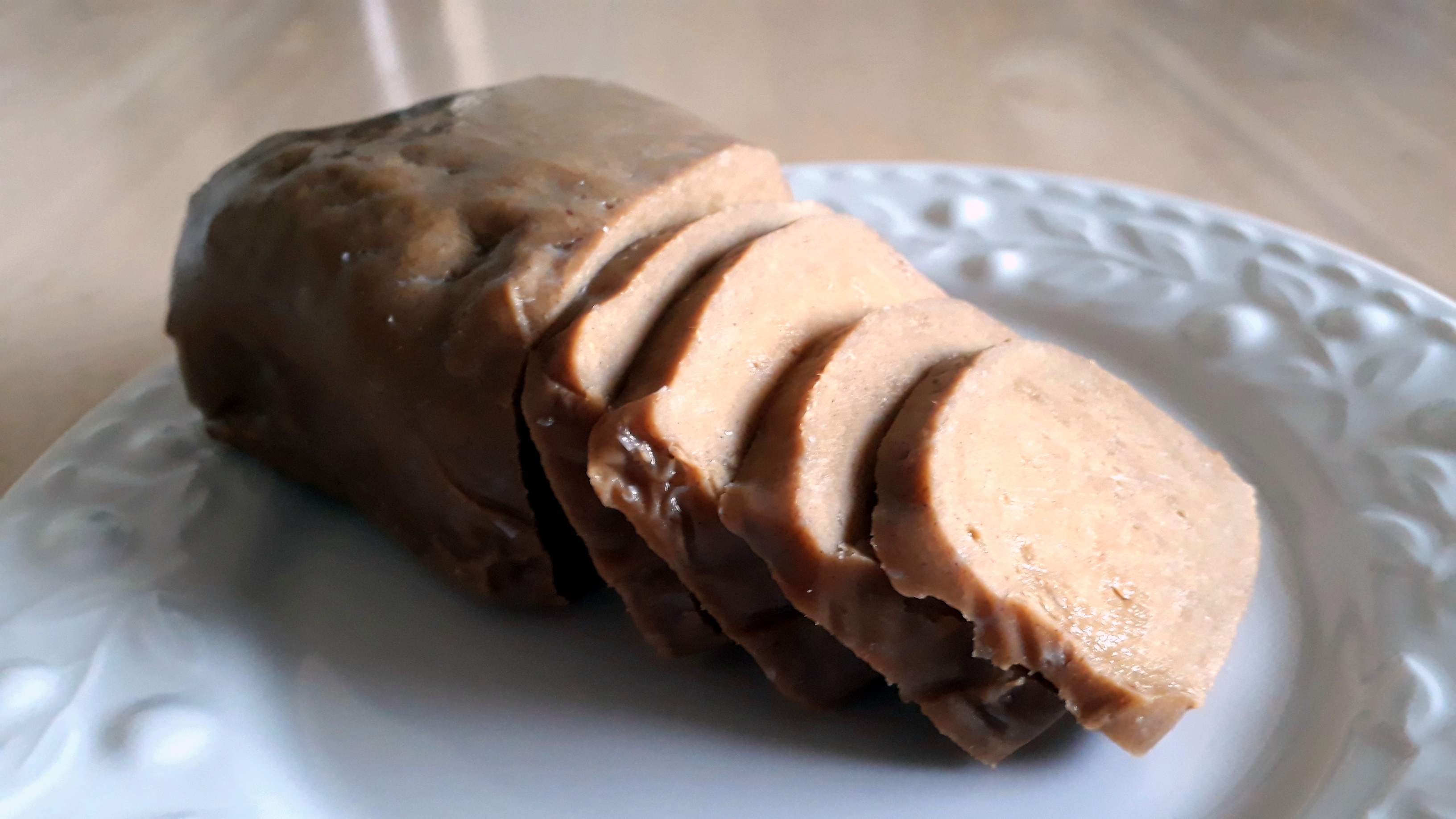 Seitan: The Wheat-Based Meat Alternative (image credits: Photograph by Tomasz Sienicki (Own work), CC BY 4.0, https://commons.wikimedia.org/w/index.php?curid=103391306)