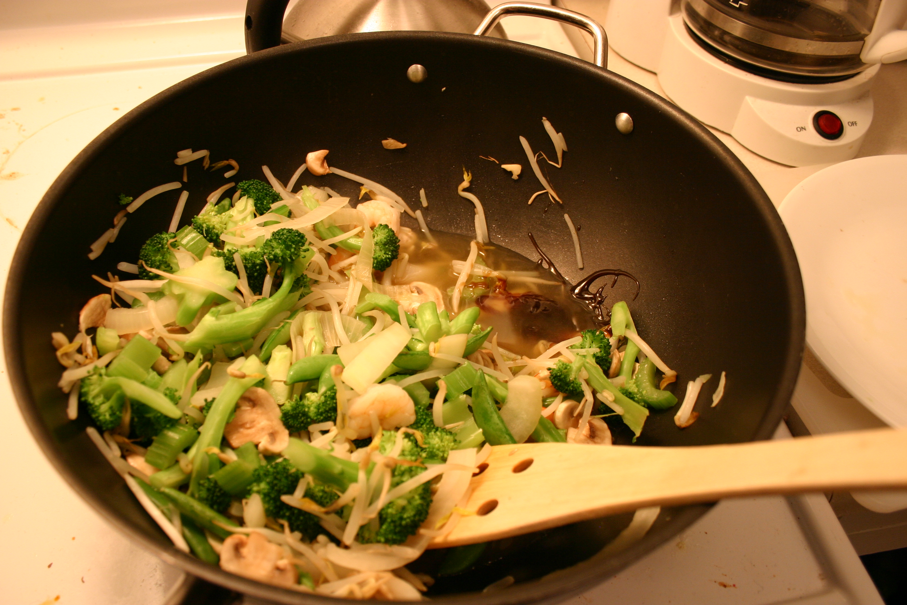 Master The Movement (image credits: Making Stir-Fry, CC BY-SA 2.0, https://commons.wikimedia.org/w/index.php?curid=109919753)