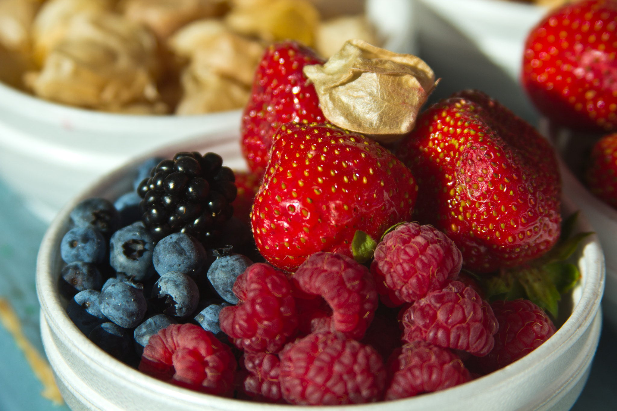 Fresh Fruits - Nature's Perfect Snack (image credits: wikimedia)