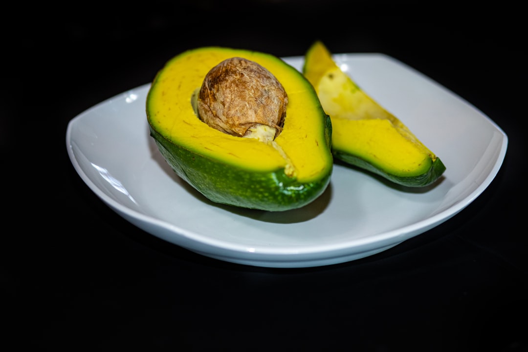 Avocados: Skin-Plumping Healthy Fats (image credits: unsplash)