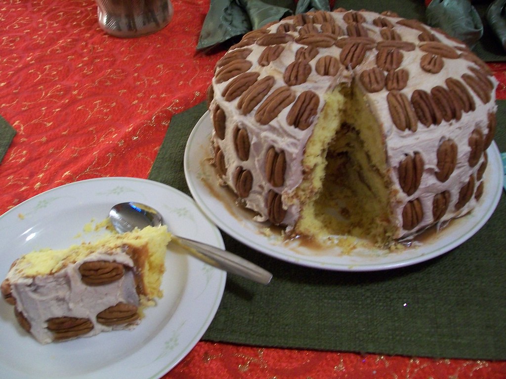 Why Pecan Upside-Down Cake Is Your New Holiday Hero (image credits: flickr)