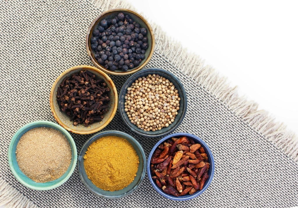 Ground spices (Image Credits: Rawpixel)