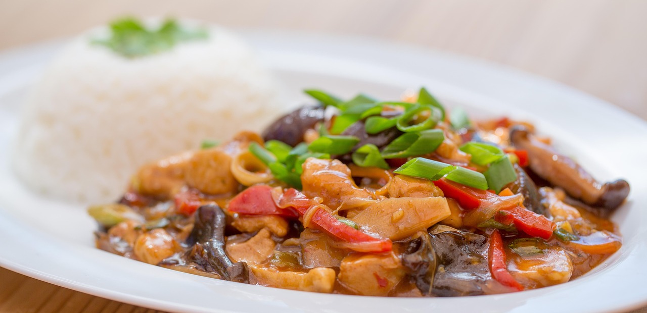 Asian-Inspired Teriyaki Chicken with Vegetables (image credits: pixabay)