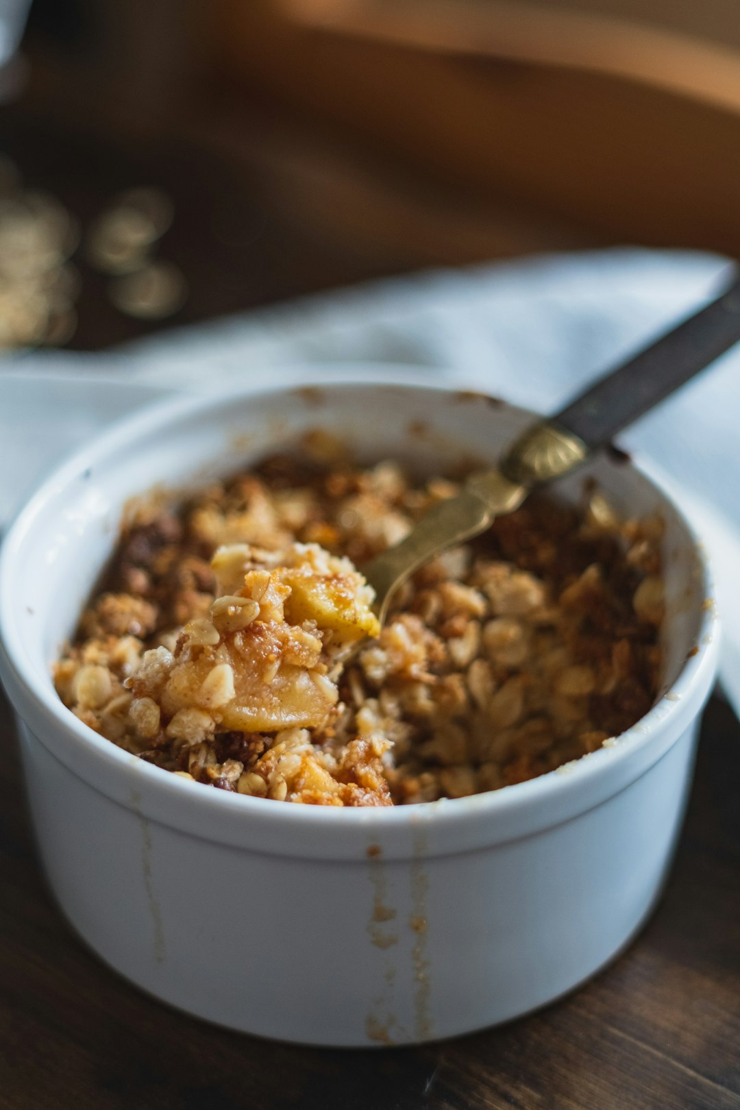 Oatmeal and Apple Crumble (image credits: unsplash)