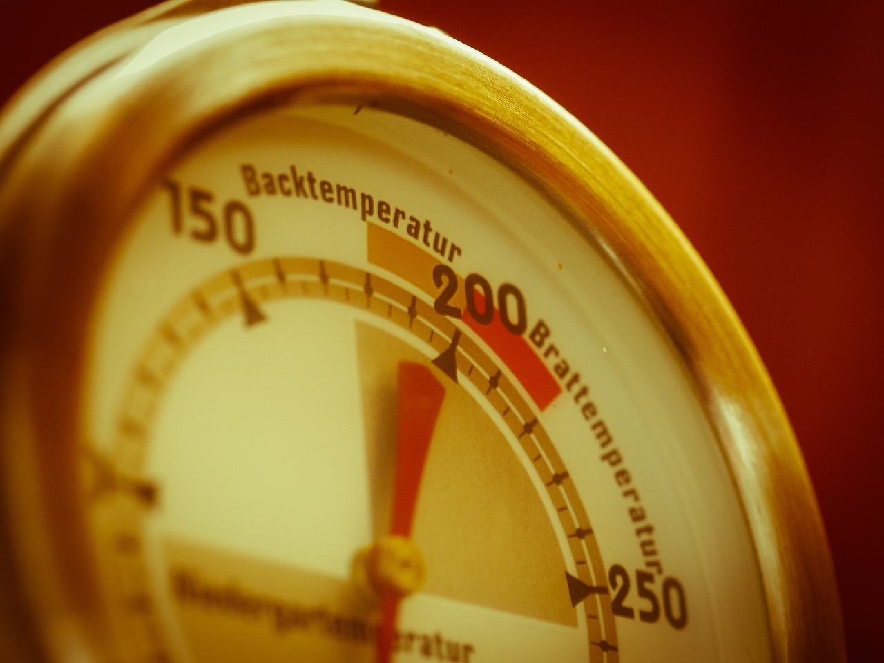 Baking at High Temperatures (image credits: pixabay)