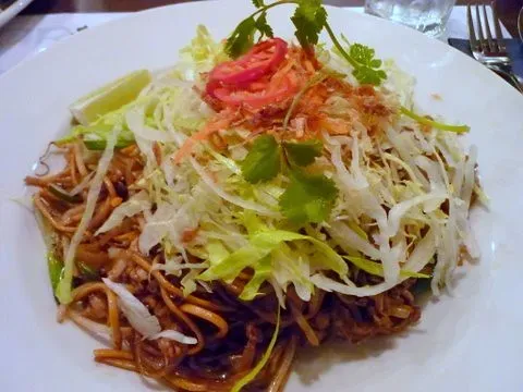 The Pasta Water Isn't Salted for a Shocking Reason (Image Credits: Flickr)