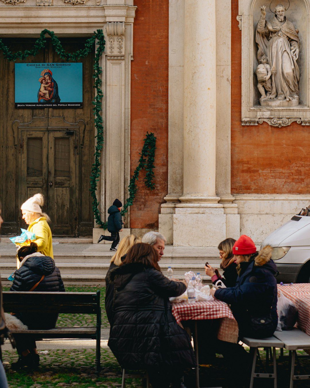 Italy: La Dolce Vita Includes Frequent Dining Out (Image Credits: Unsplash)