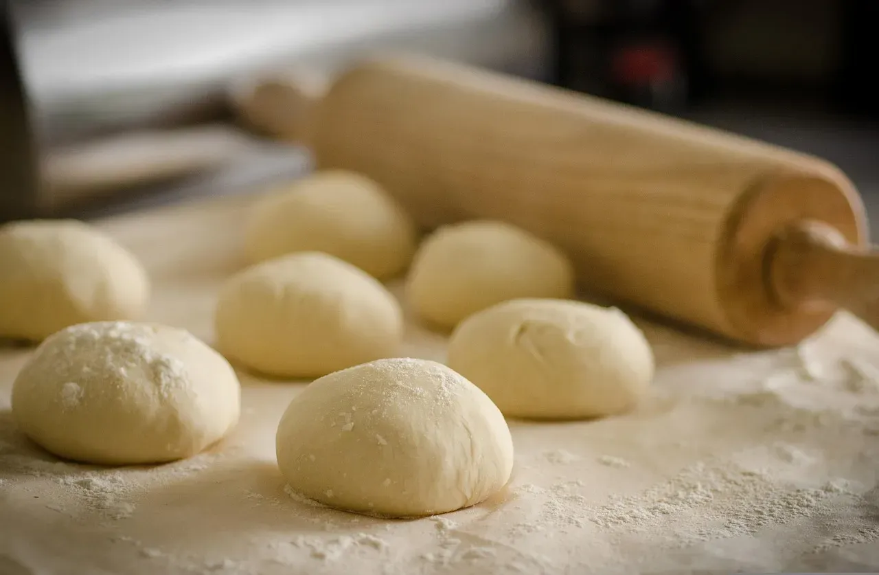 9. A Rolling Pin and Homemade Dough Traditions (Image Credits: Pixabay)