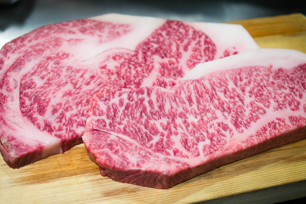 Kobe Beef - Japan's Marbled Masterpiece (image credits: flickr)