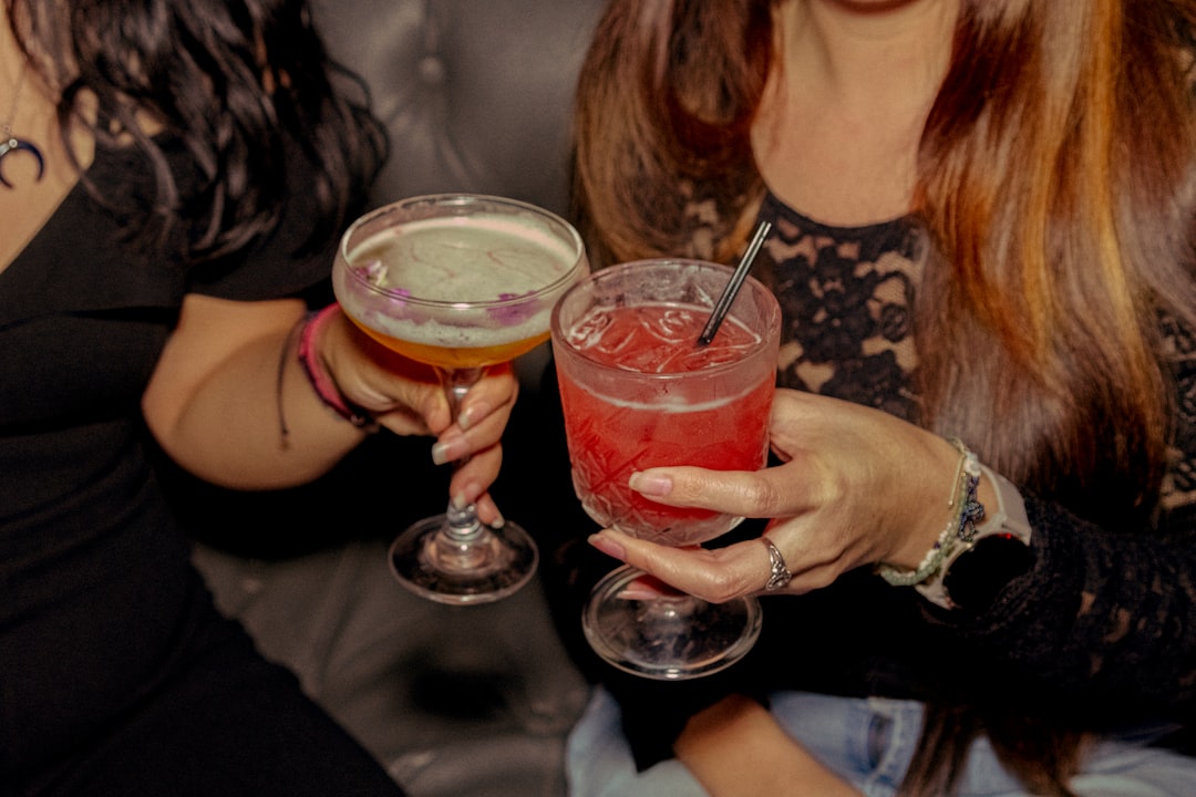 Zero-Proof Cocktails and Social Connection (image credits: unsplash)