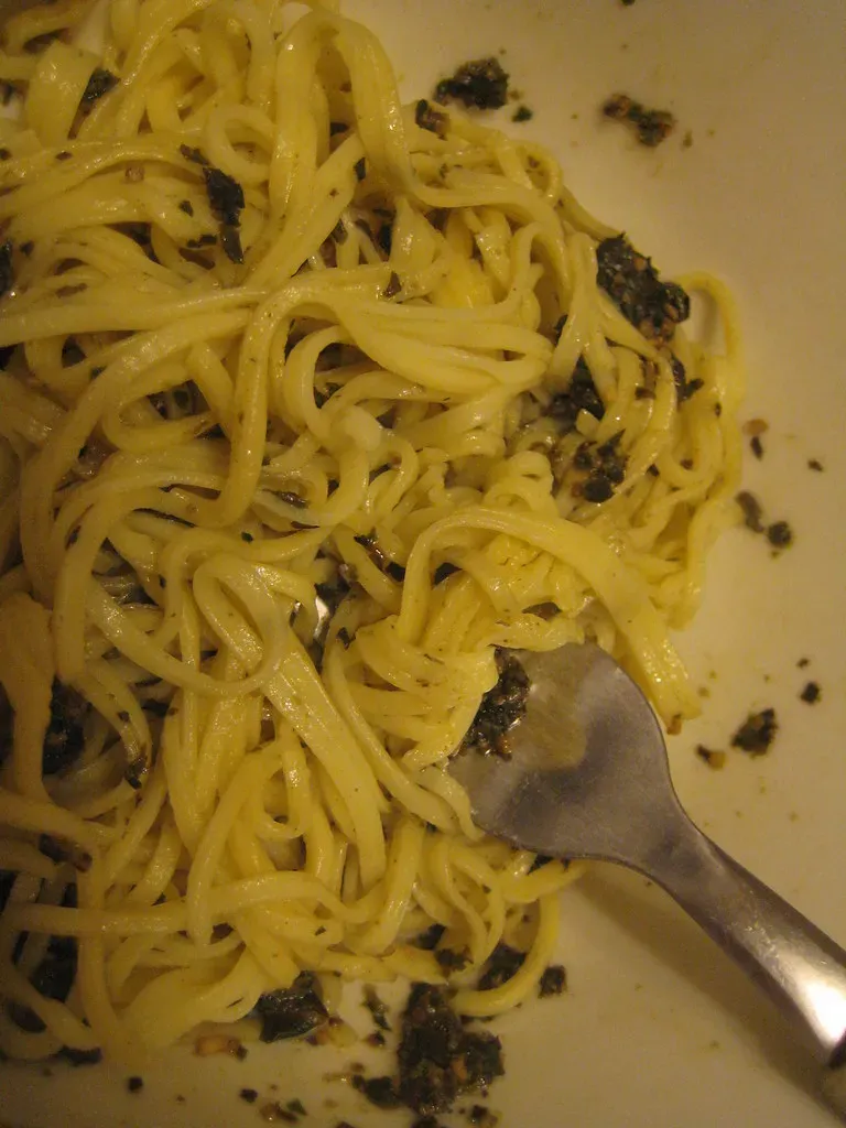 Angel Hair Pasta with Heavy Sauces (Image Credits: Flickr)