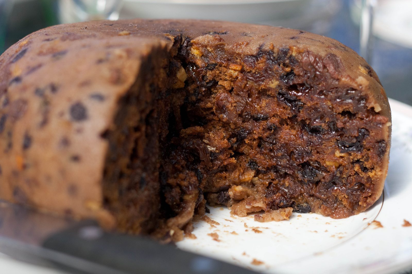 Plum Pudding - The Christmas Centerpiece (Image Credits: By Lachlan Hardy, CC BY 2.0, https://commons.wikimedia.org/w/index.php?curid=35252240)