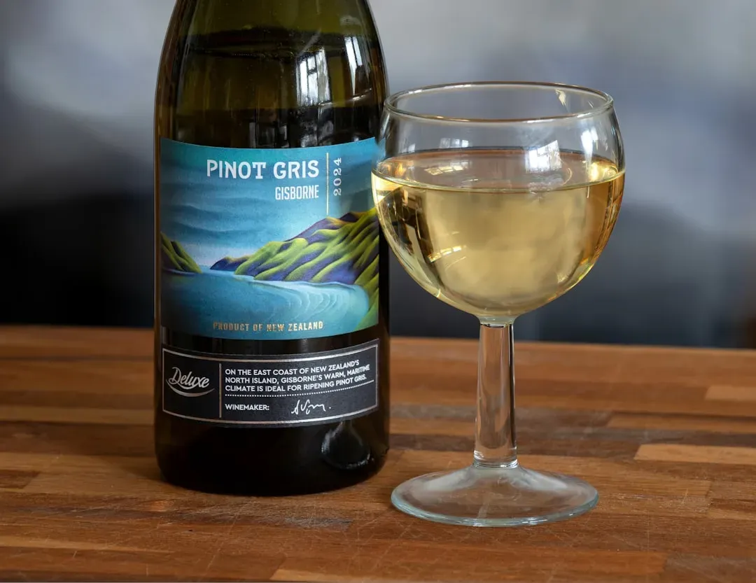 Rip-off #2: The Mass-Market New Zealand Sauvignon Blanc (Image Credits: Unsplash)