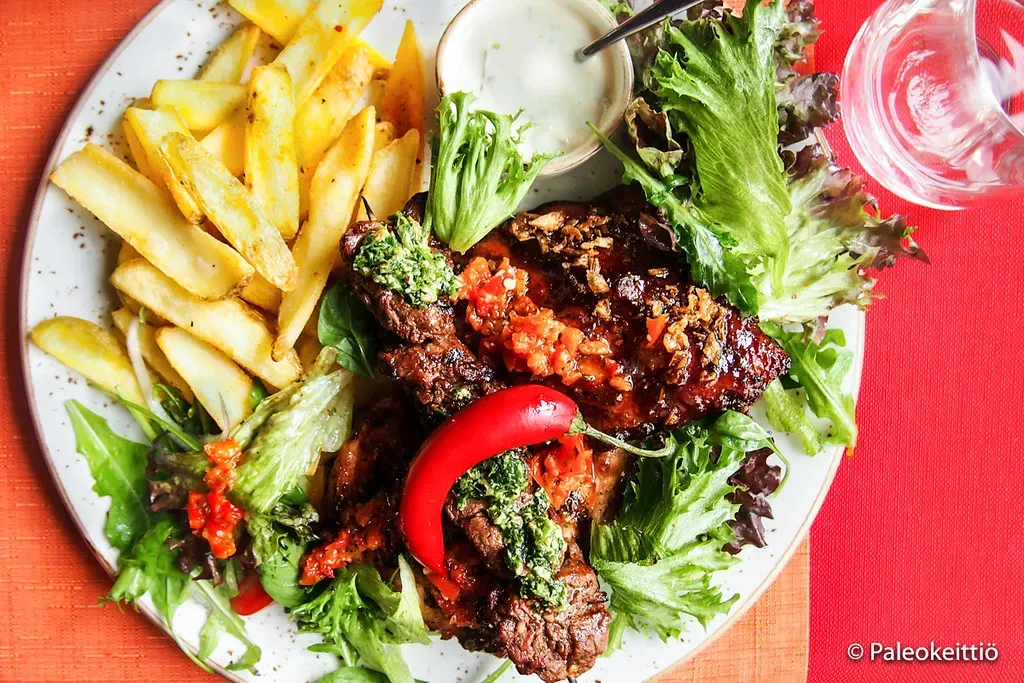 Restaurant Salads and House Greens (Image Credits: Flickr)