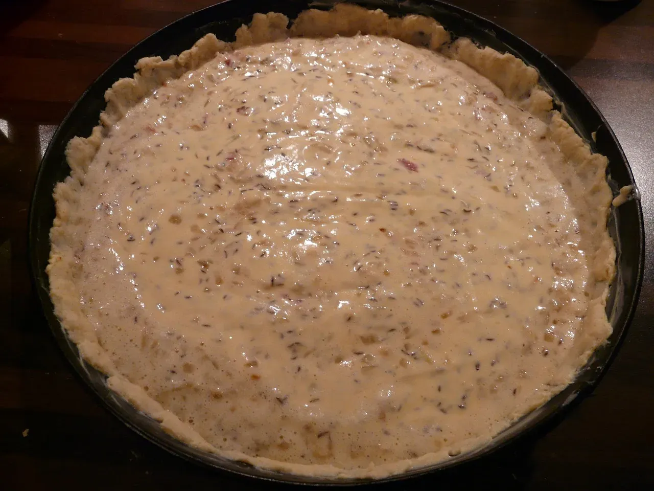 Wrong Ingredient Ratios and Pan Size Matter More Than You Think (Image Credits: Pixabay)