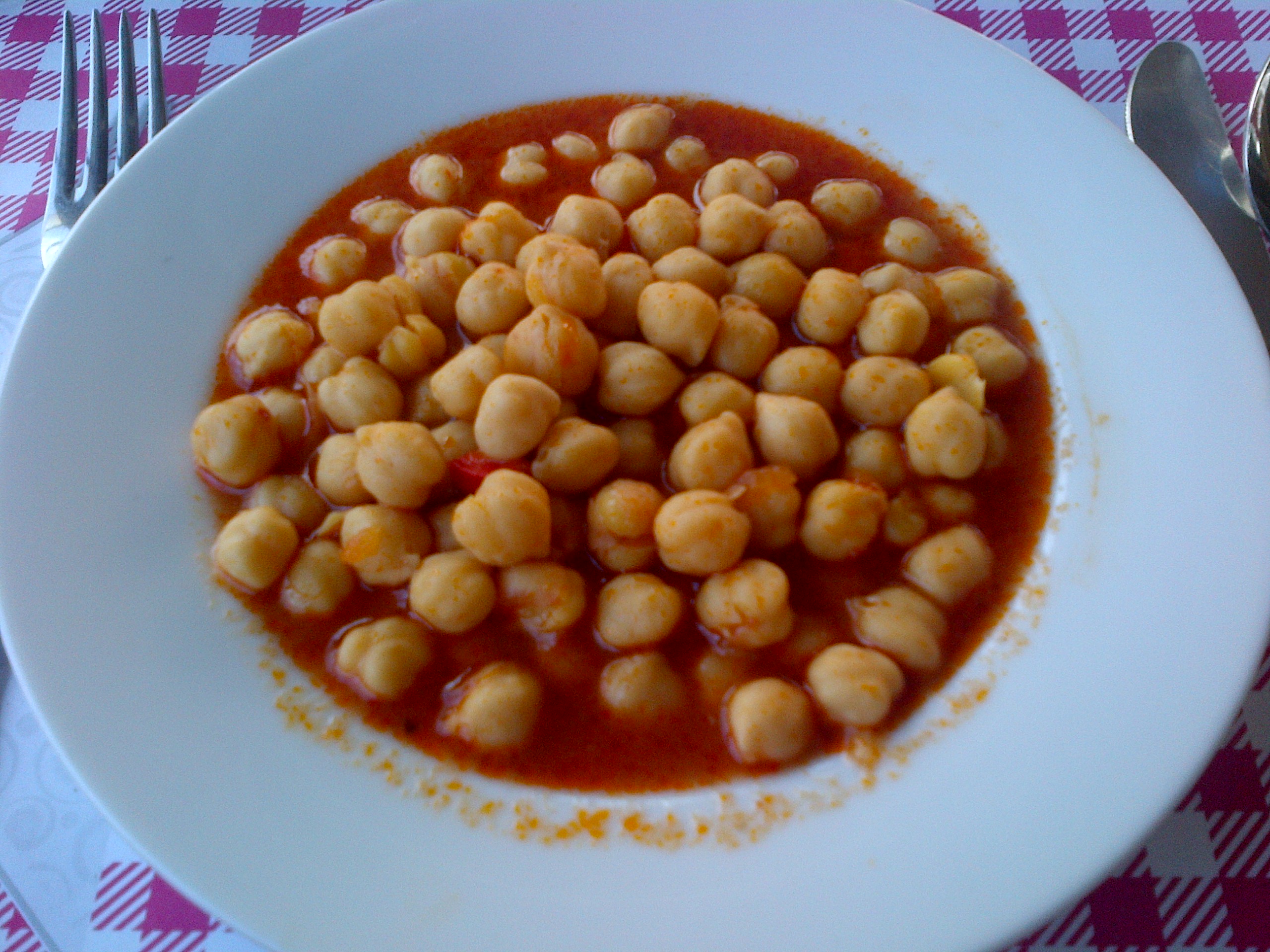 Chickpea and Spinach Stew (image credits: wikimedia)