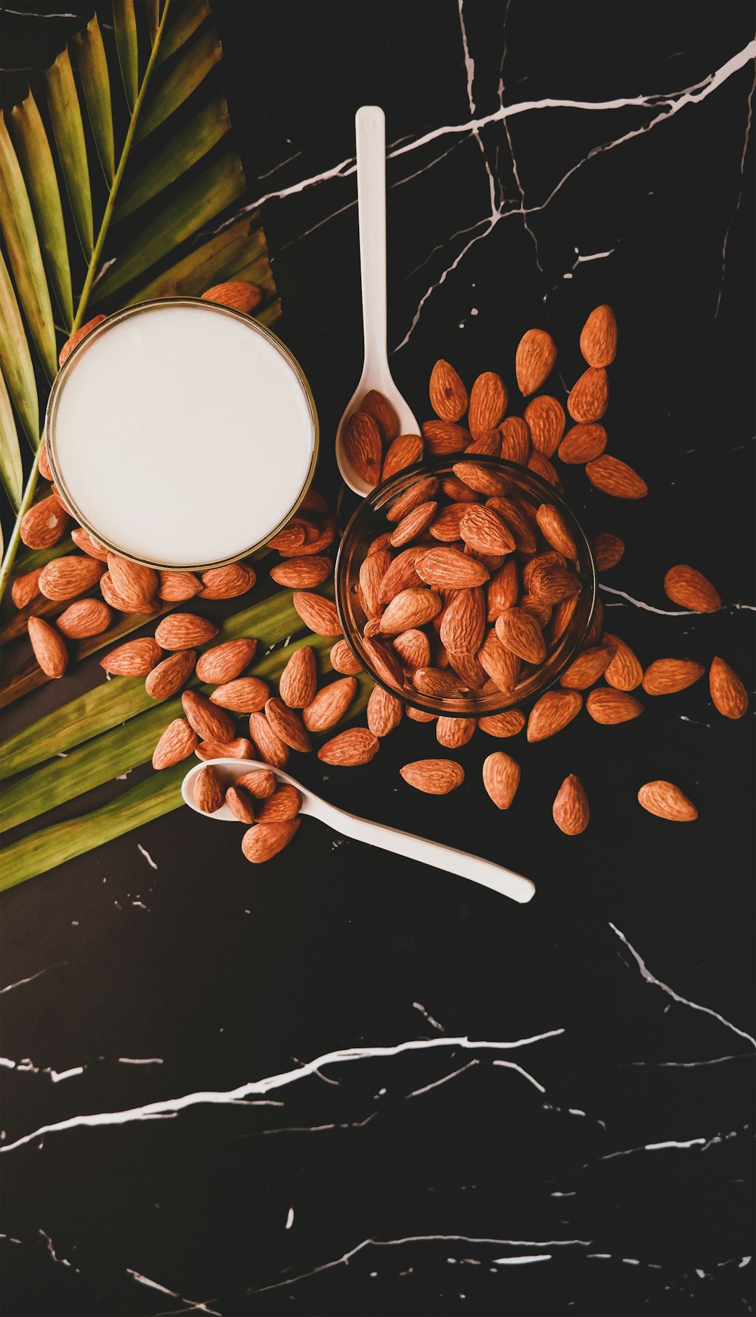 Almond Milk: The Nutty Option (image credits: unsplash)