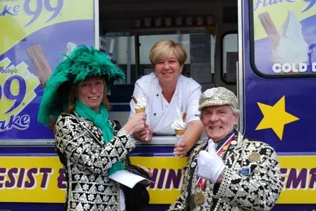 6. Ice Cream: The Comfort Food That Doubles as a Celebration (By Markesices, CC BY-SA 3.0)