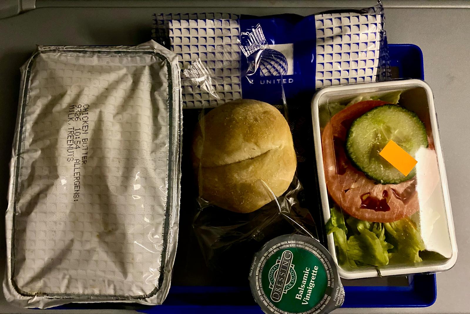 The Seating Strategy That Gets You Better Food (Image Credits: Wikimedia)