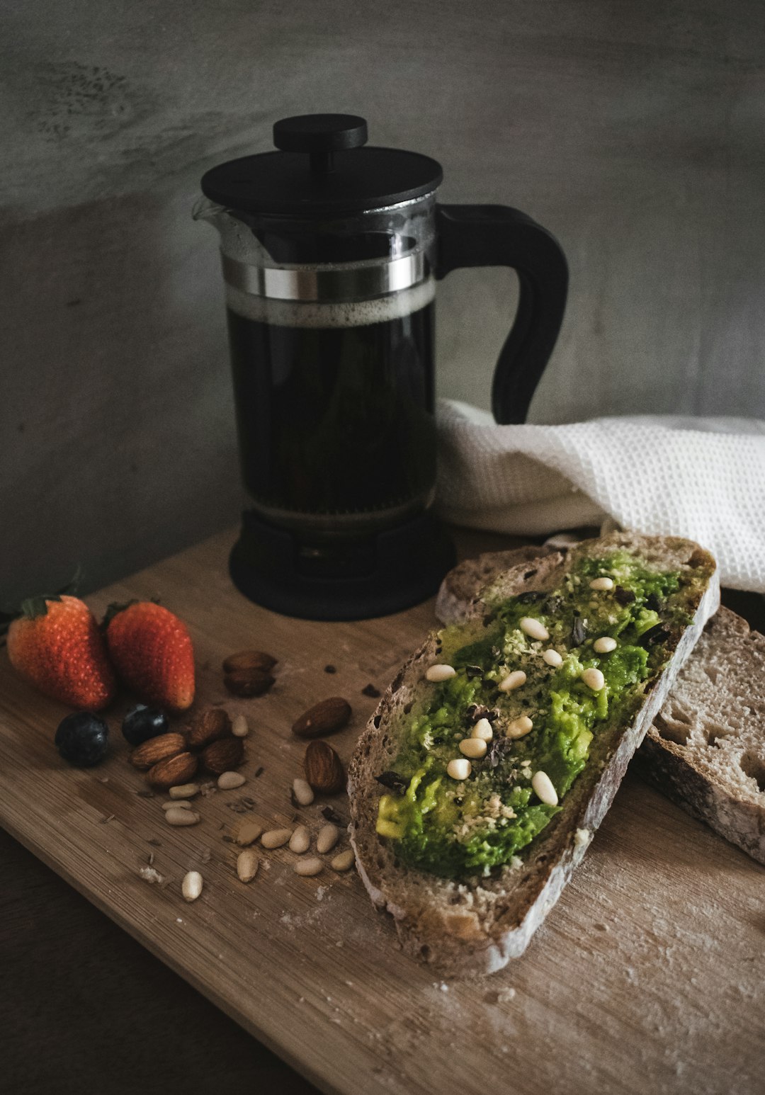 Delicious Flavor Pairings With Avocado (image credits: unsplash)